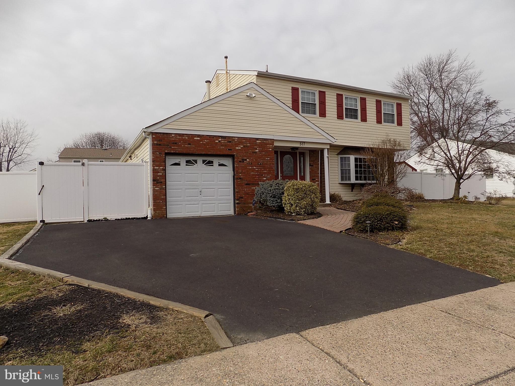 517 Fairhurst Road Fairless Hills, PA 19030 - Photo 2 of 27 Gallery Image 2