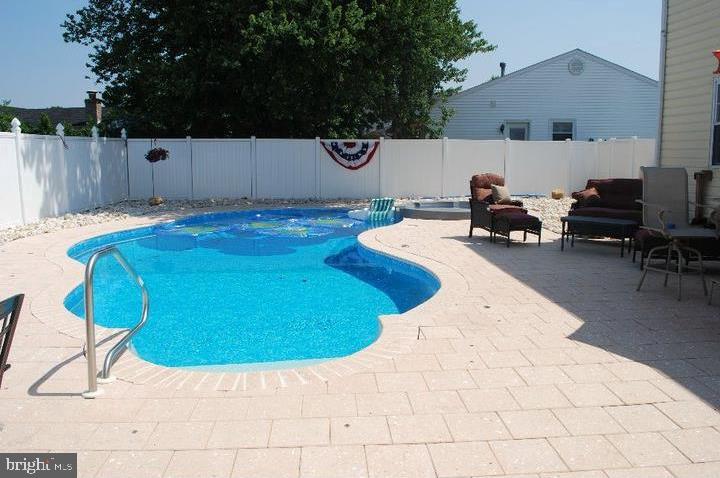 517 Fairhurst Road Fairless Hills, PA 19030 - Photo 26 of 27 Gallery Image 26