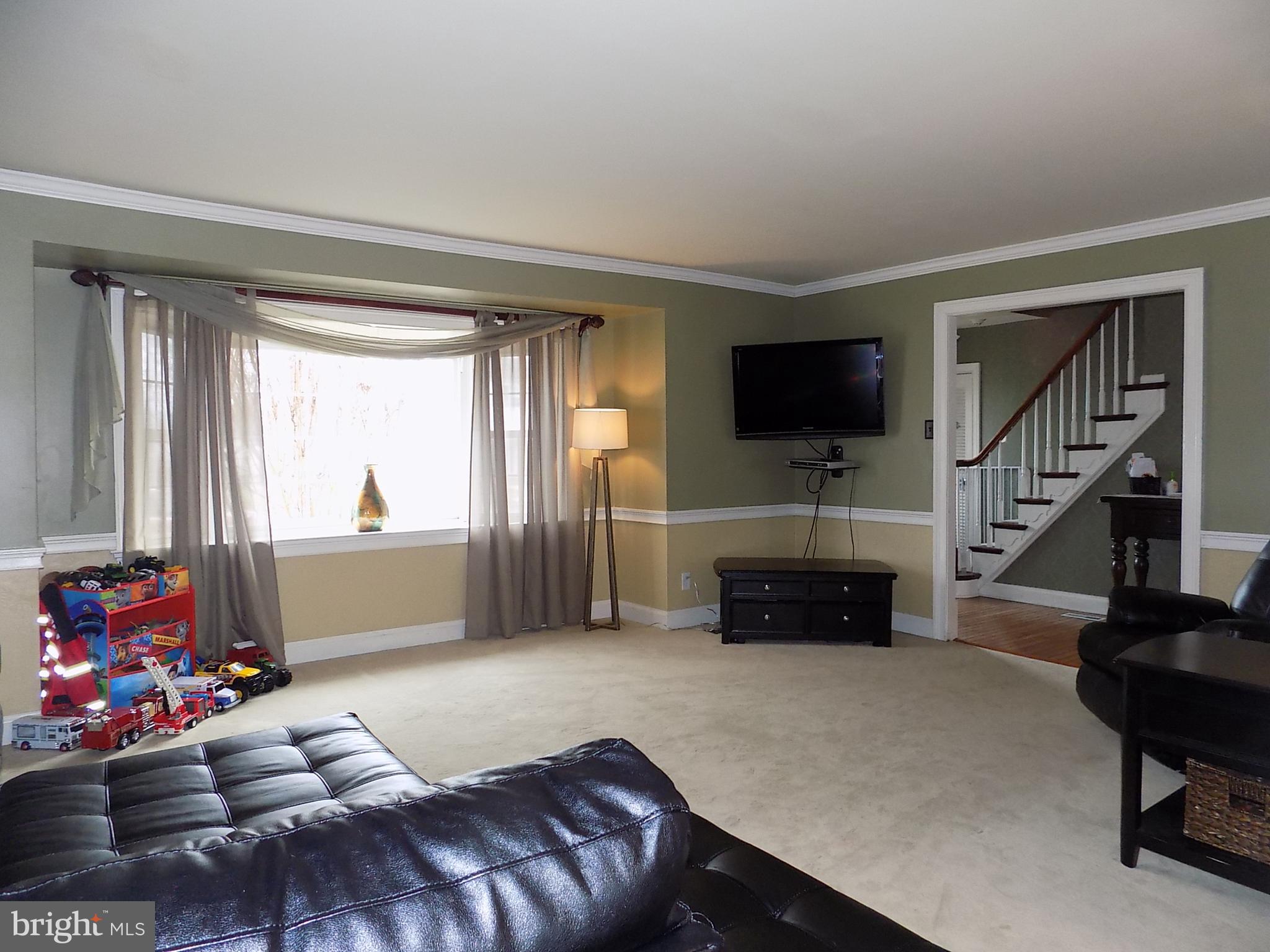 517 Fairhurst Road Fairless Hills, PA 19030 - Photo 7 of 27 Gallery Image 7