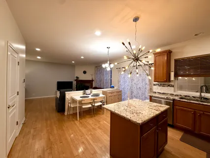 $3,200 | 2938 Peachtree Circle, Unit 2938, Aurora, IL 60502