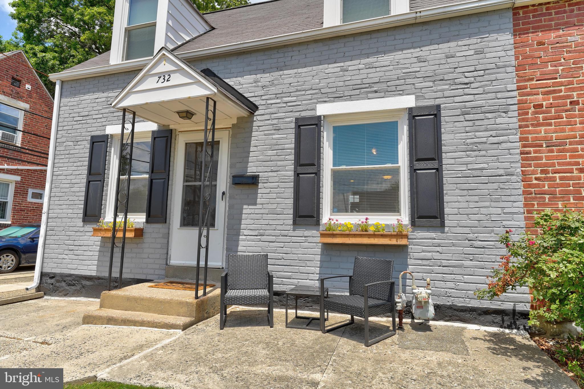 732 Parklane Road Swarthmore, PA 19081 - Photo 2 of 33 Front Porch