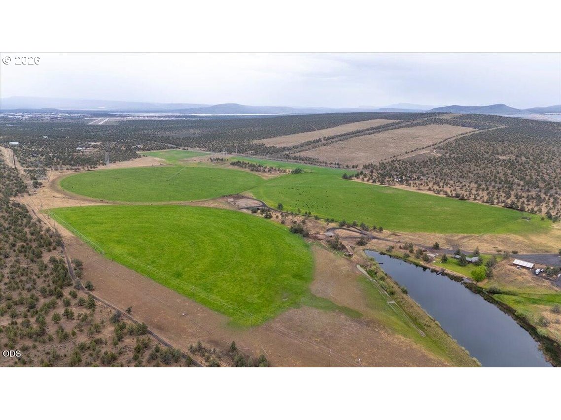 7995 Southwest Houston Lake Road Powell Butte, OR 97753 - Photo 45 of 47
