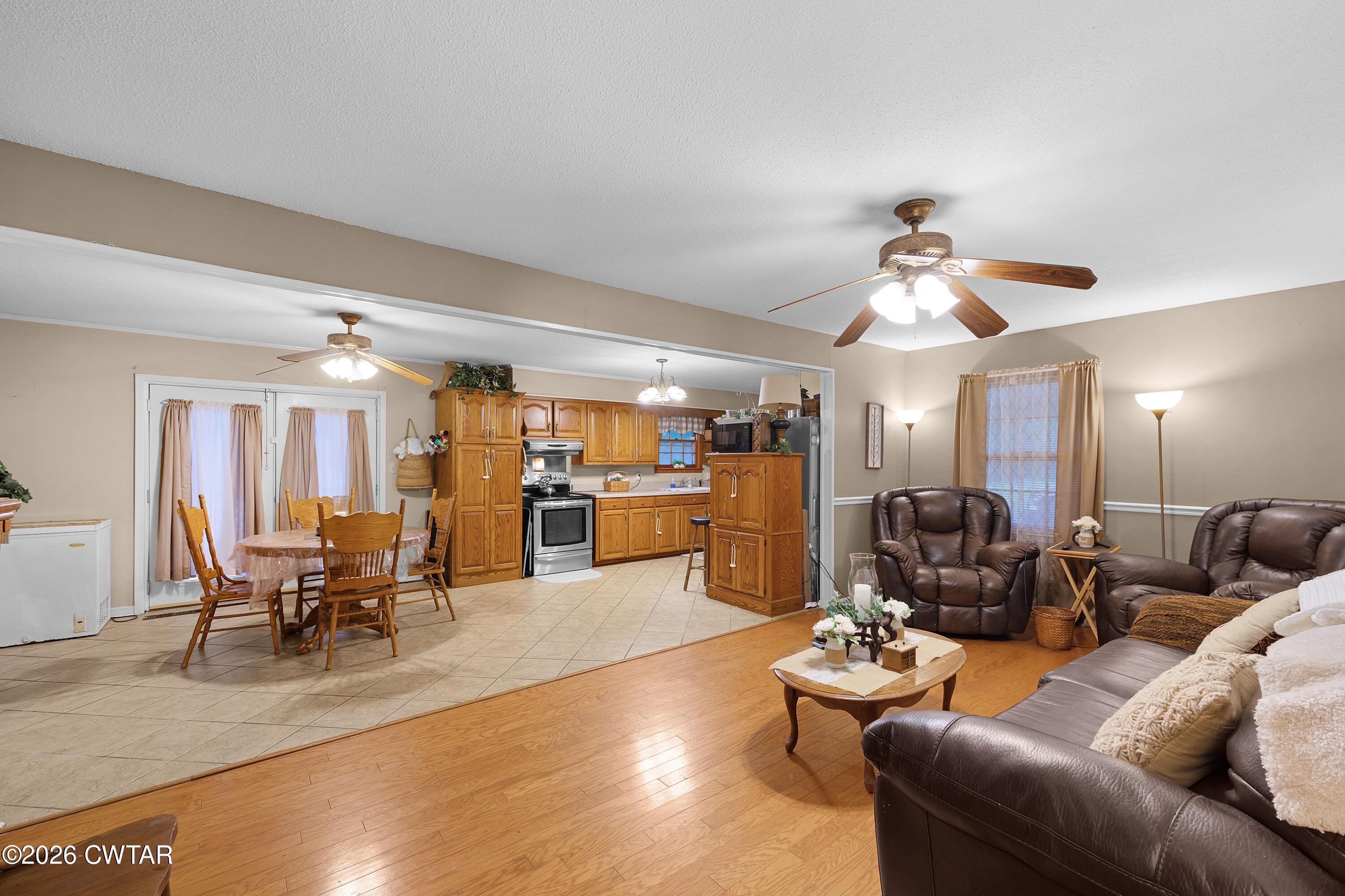 1820 Clift Road Bolivar, TN 38008 - Photo 5 of 22 Ermon kitchen and living