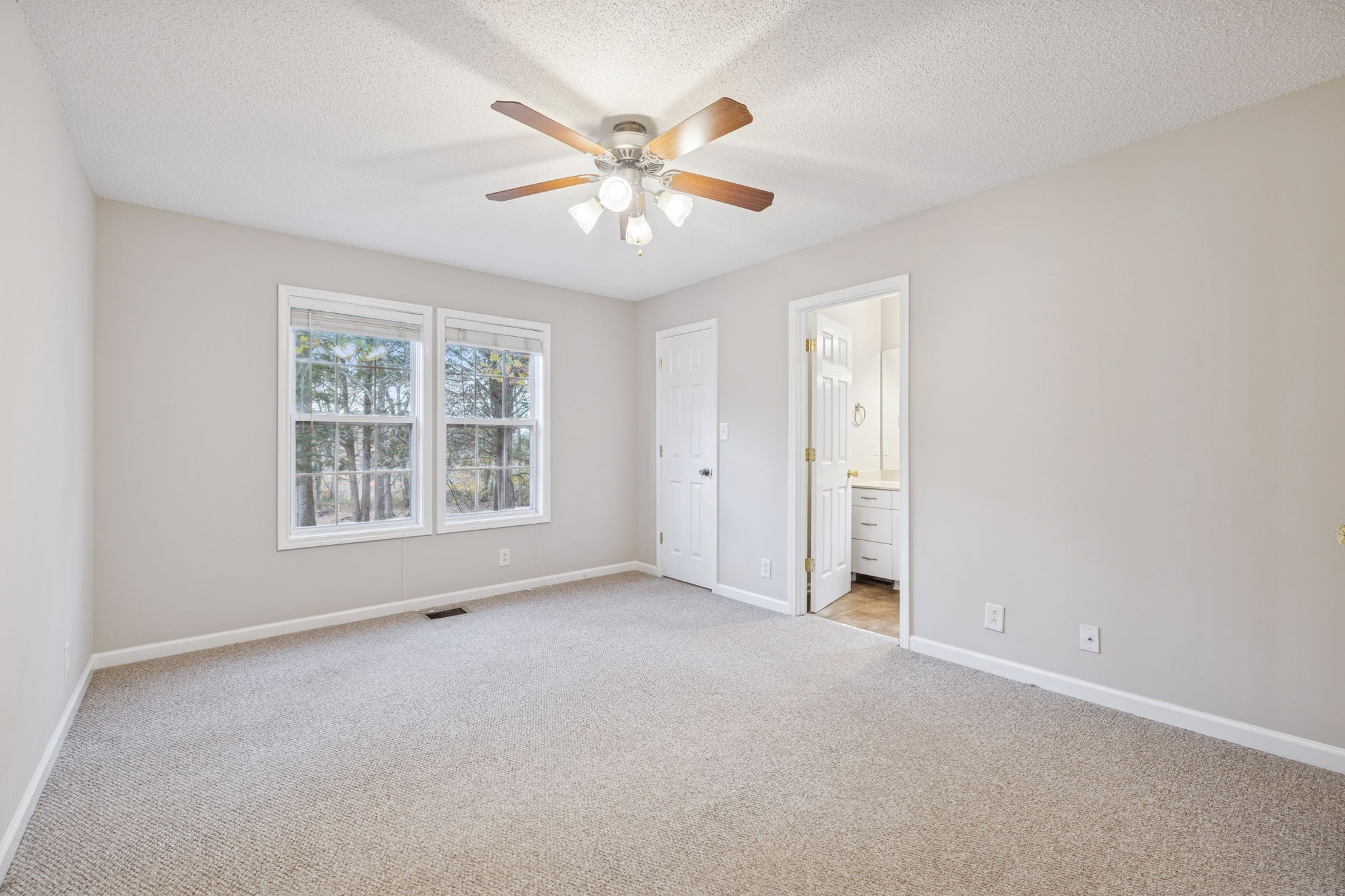 1040 Heatherwood Road Pleasant View, TN 37146 - Photo 23 of 41