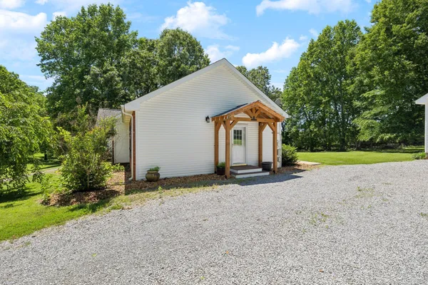 $455,900 | 1040 Heatherwood Road, Pleasant View, TN 37146