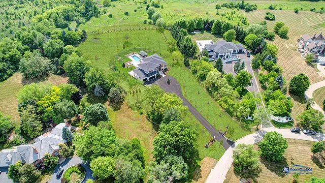 $2,995,000 | 25 Rolling Hills Drive, Barrington, IL 60010
