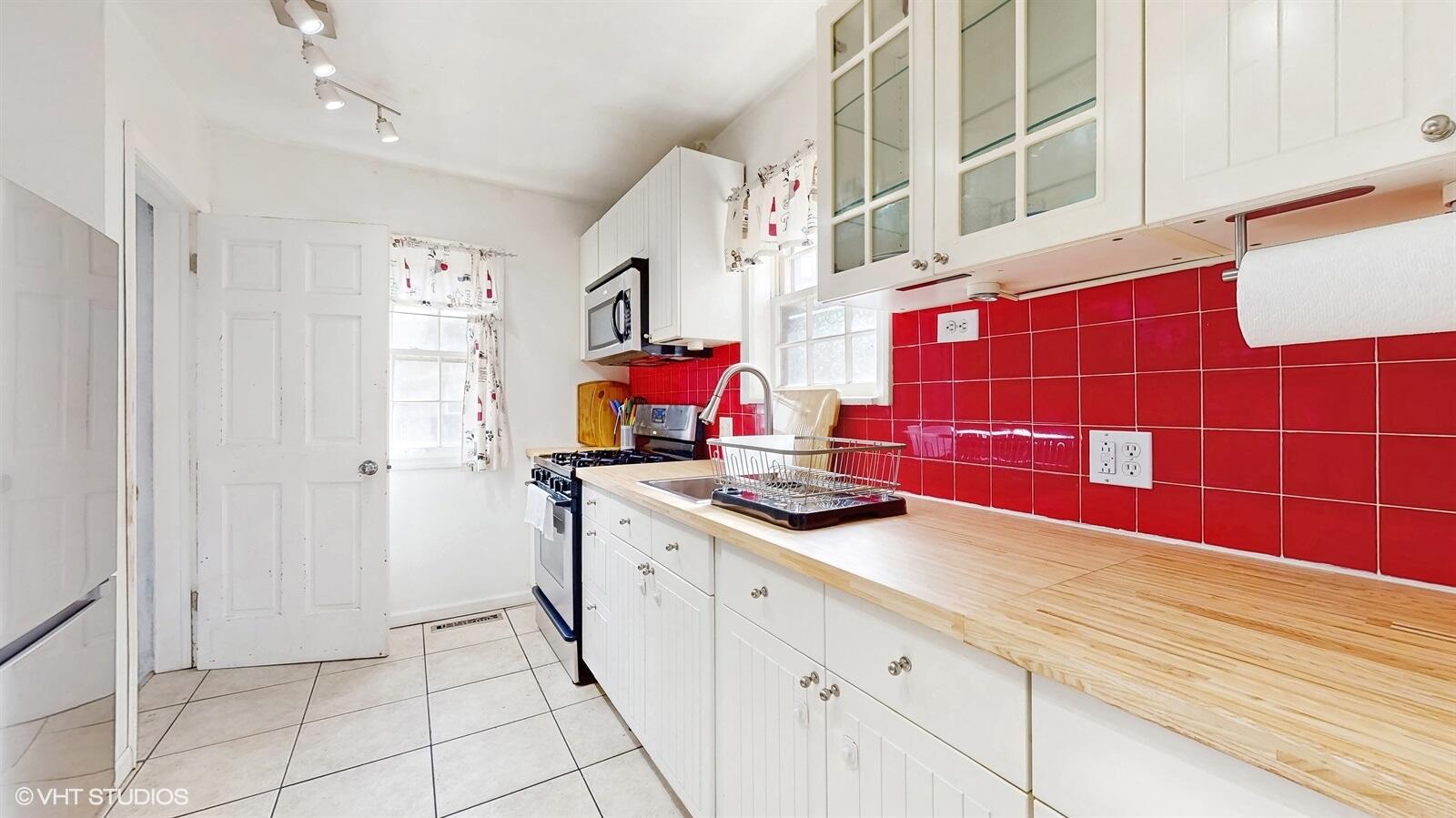 508 173rd Street Hammond, IN 46324 - Photo 20 of 61 1600x899