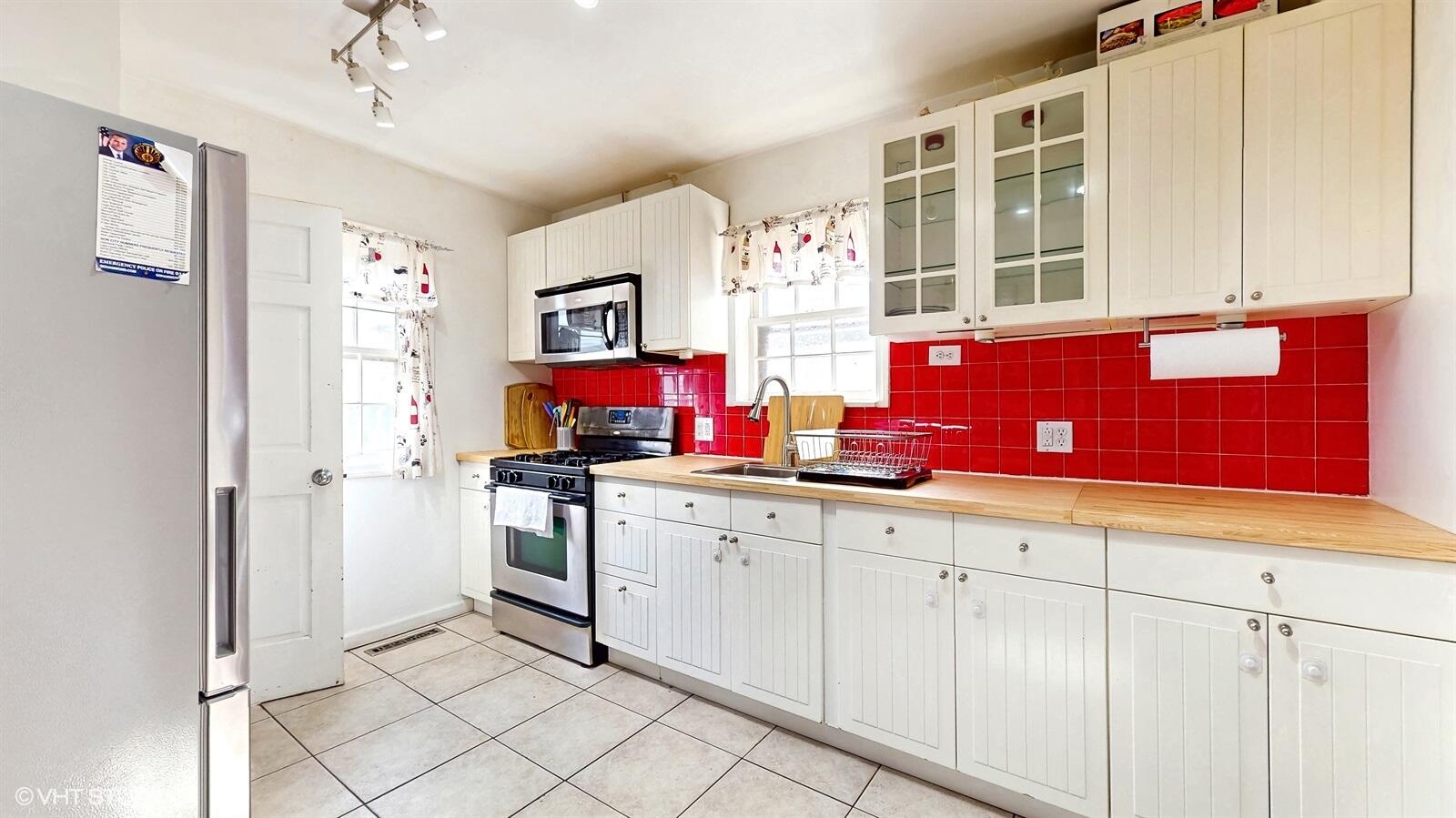 508 173rd Street Hammond, IN 46324 - Photo 22 of 61 1600x899