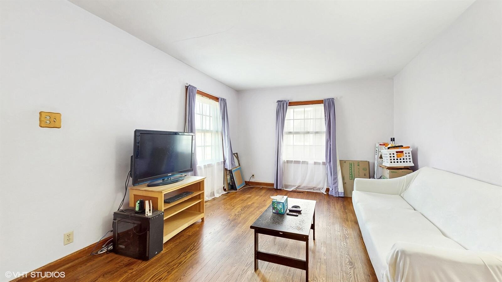 508 173rd Street Hammond, IN 46324 - Photo 8 of 61 1600x899