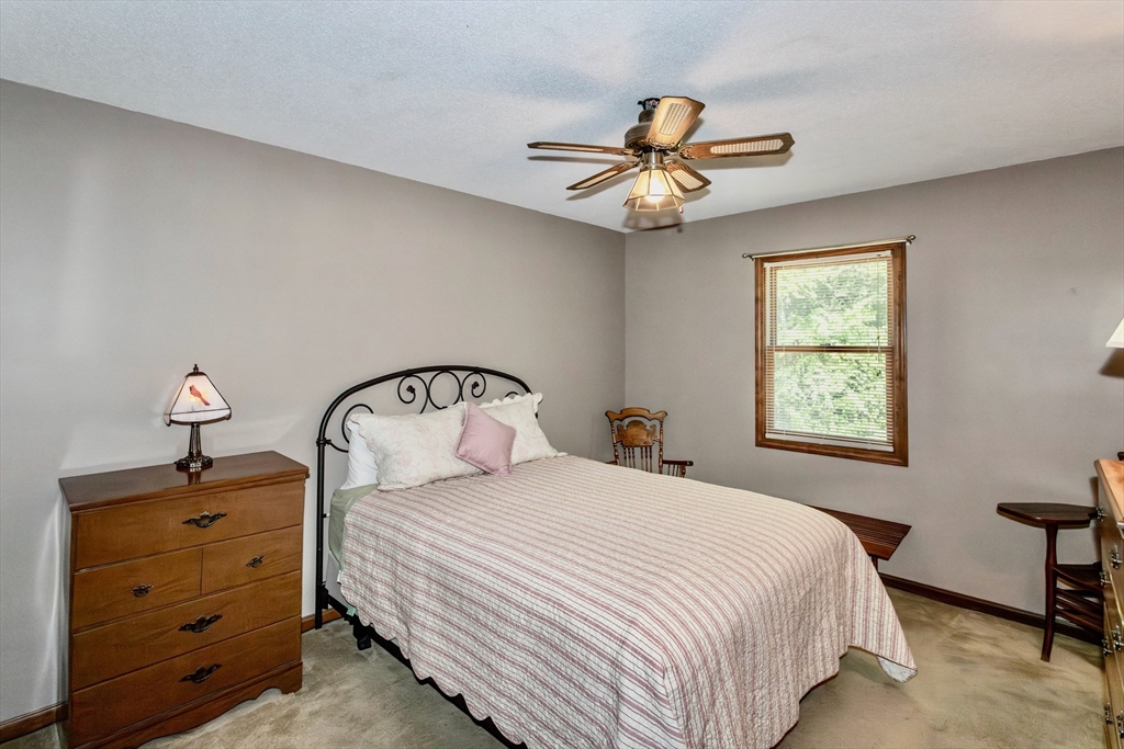 419 Southwick Road, Unit Q71 Westfield, MA 01085 - Photo 25 of 42