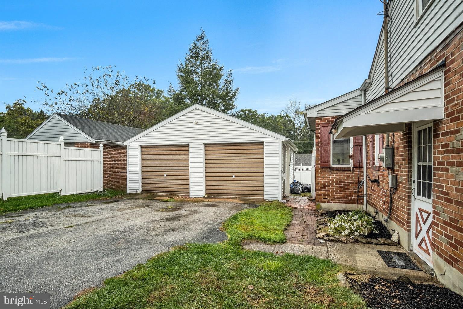 1036 Smith Hill Road York, PA 17408 - Photo 27 of 31 a front view of a house with garden