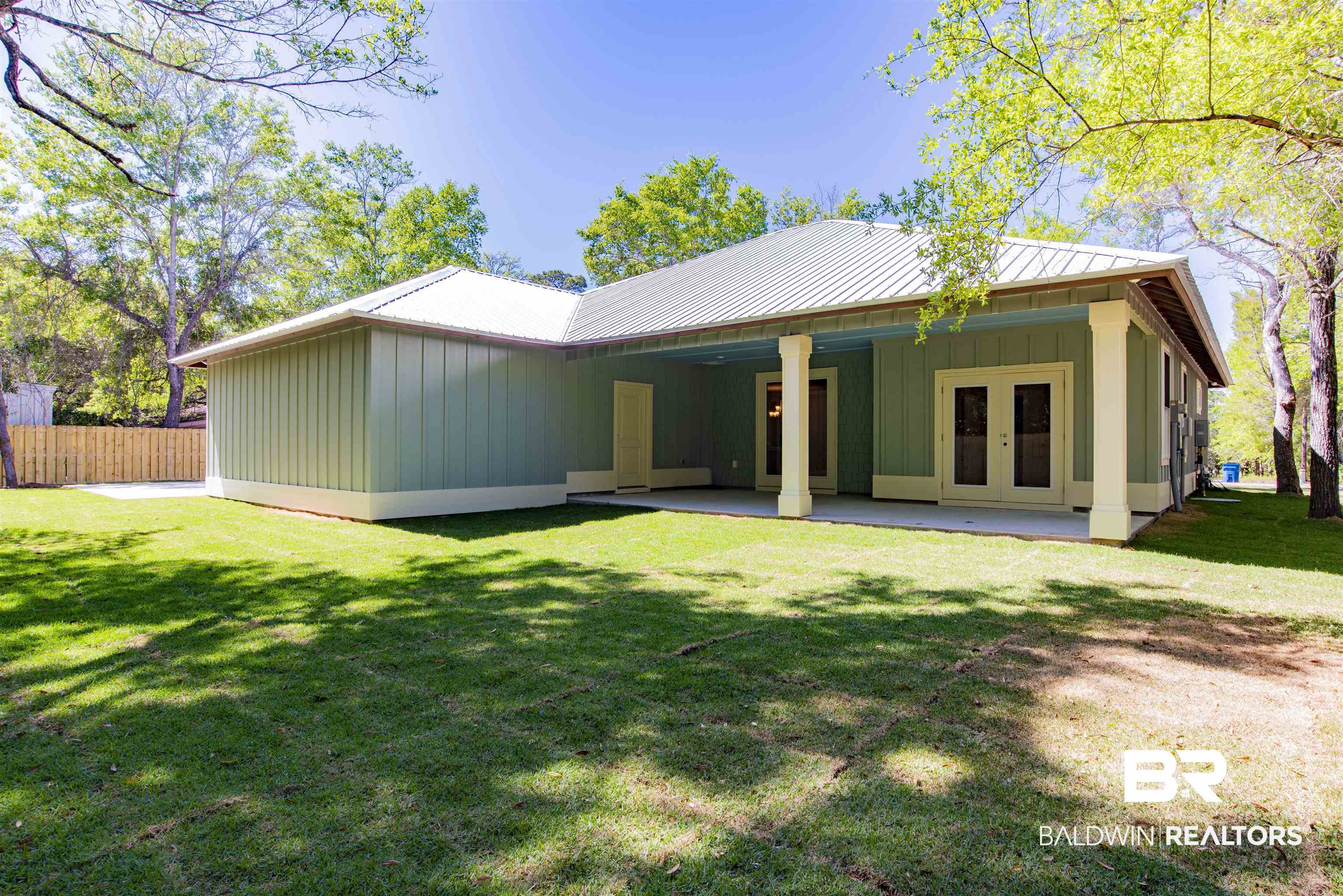 28832 Sampson Avenue Orange Beach, AL 36561 - Photo 4 of 42