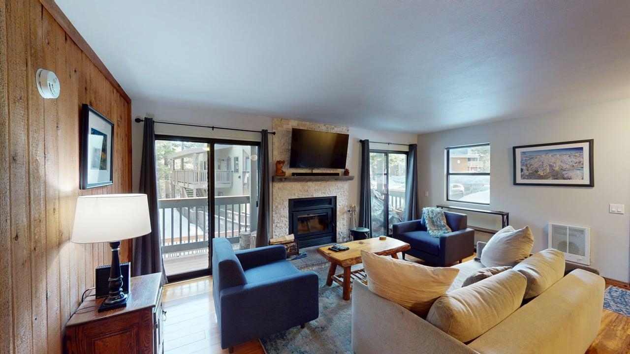 153 Lake Mary Road, Unit 113 Mammoth Lakes, CA 93546 - Photo 4 of 12