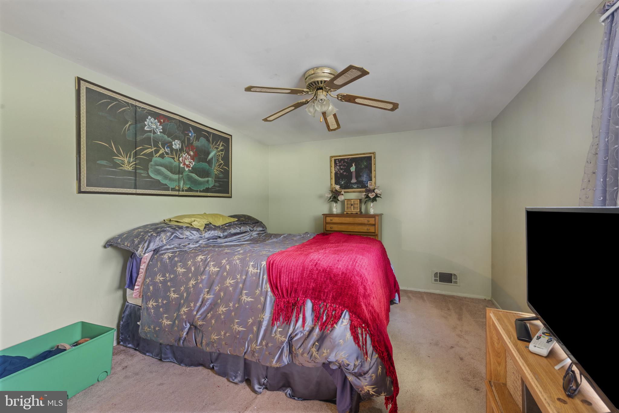 615 Kahn Drive Baltimore, MD 21208 - Photo 19 of 35 Primary Bedroom