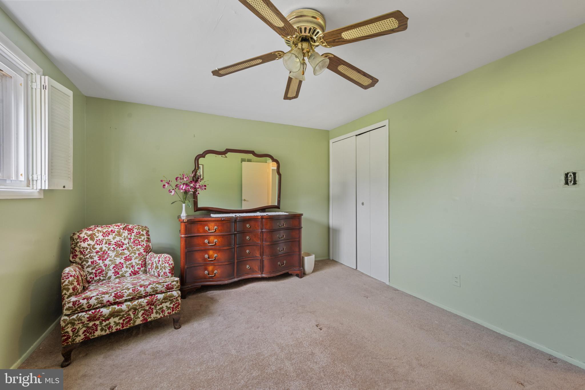 615 Kahn Drive Baltimore, MD 21208 - Photo 23 of 35 Bedroom 2