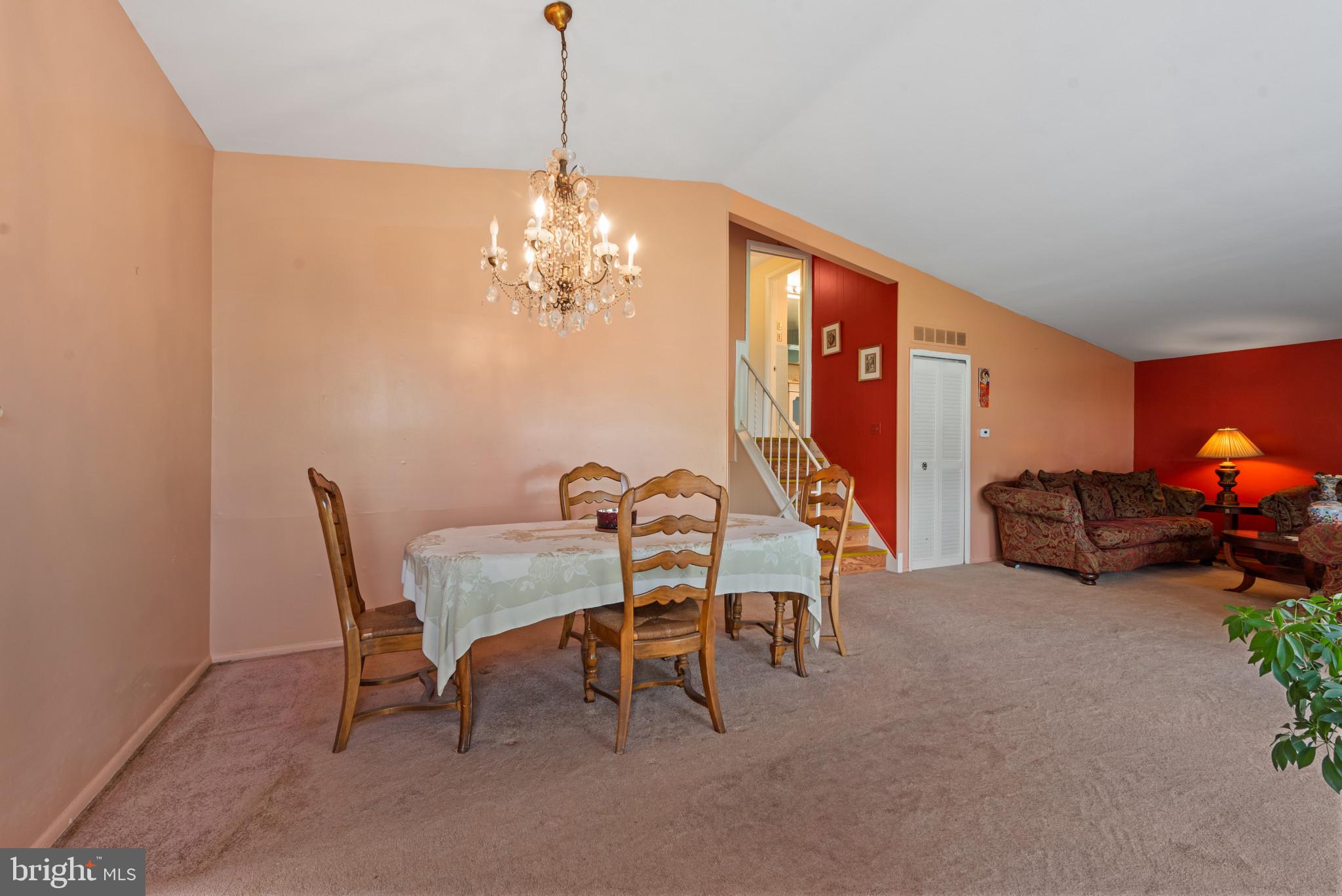 615 Kahn Drive Baltimore, MD 21208 - Photo 5 of 35