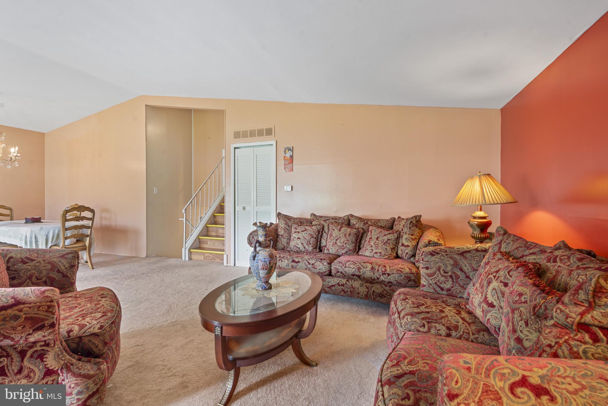 615 Kahn Drive Baltimore, MD 21208 - Photo 10 of 35 Open Concept Main Level