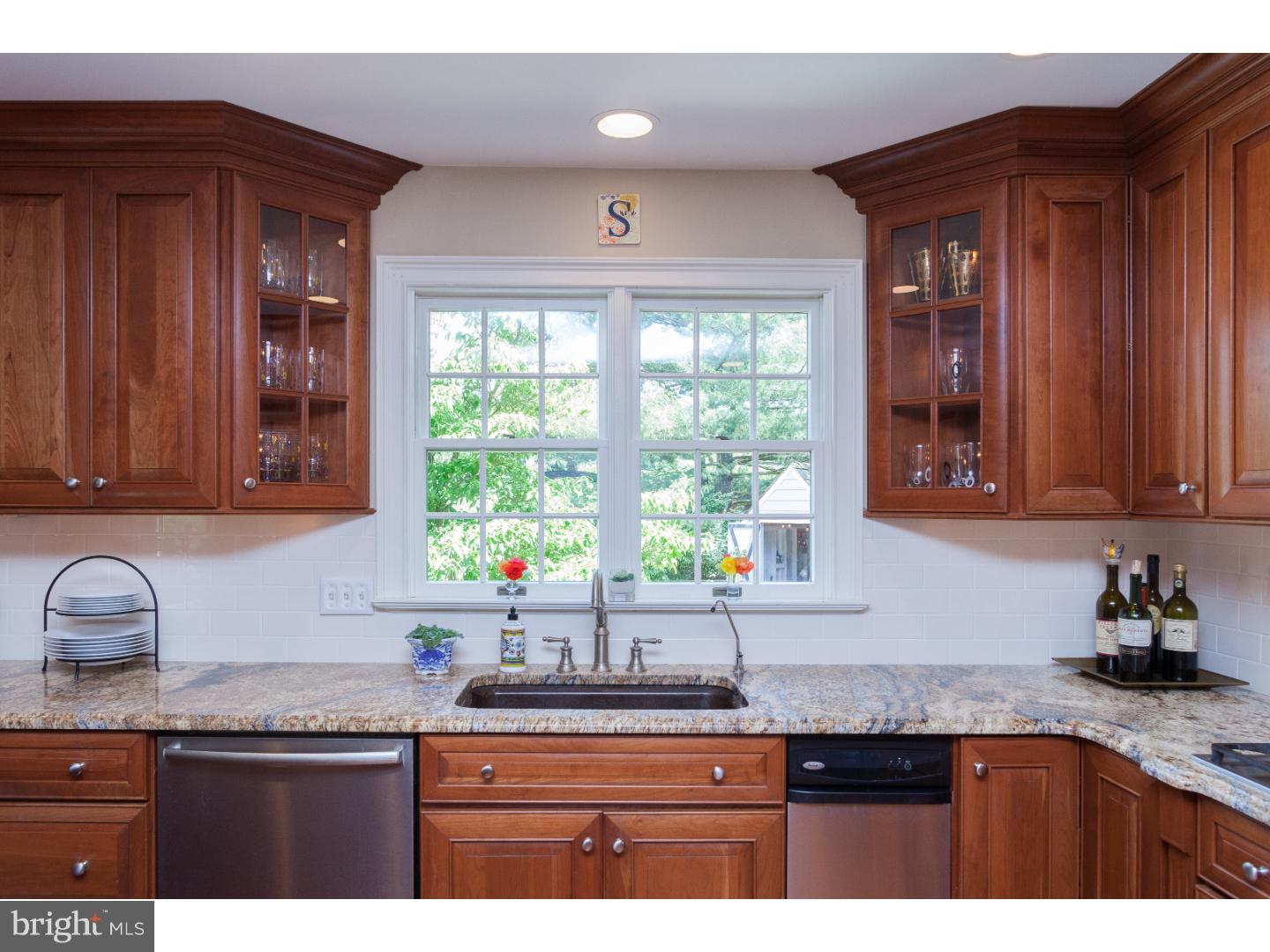370 Stoneybrook Road Newtown, PA 18940 - Photo 8 of 25