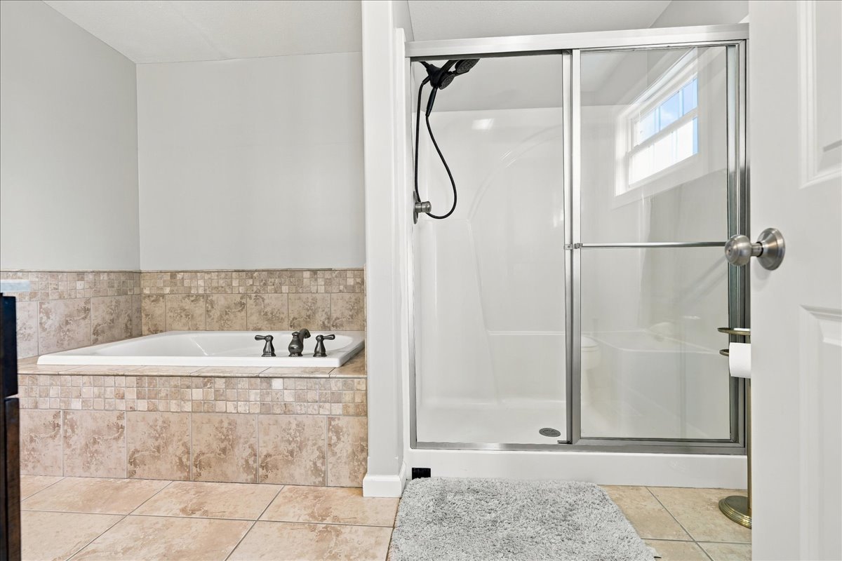 1403 Kickapoo Creek Road Bloomington, IL 61705 - Photo 30 of 41 Gallery Image 30