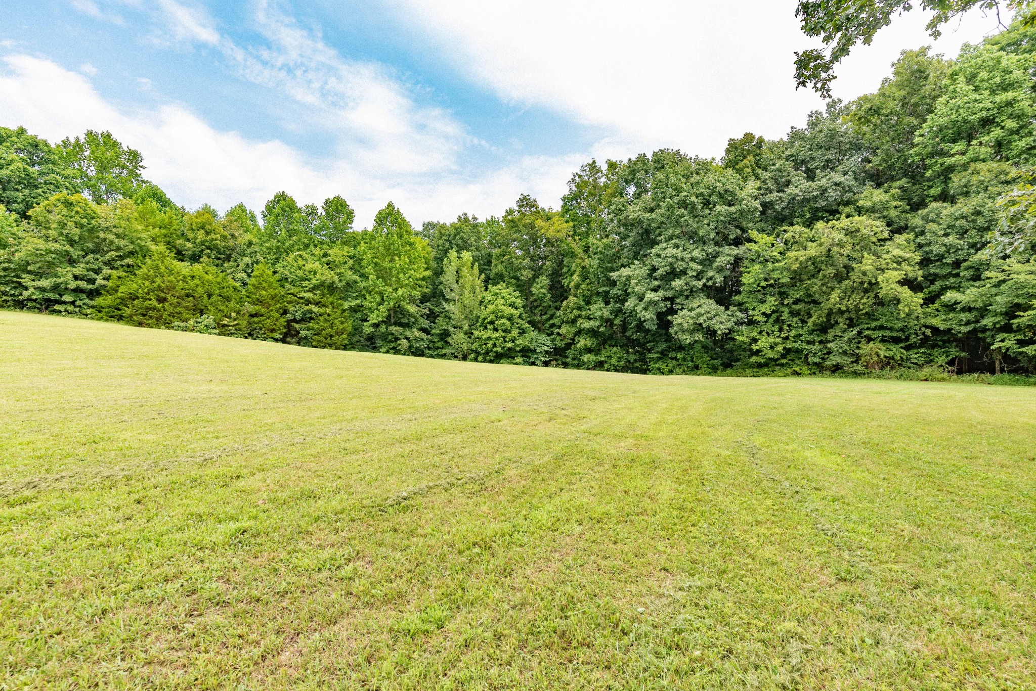519 Ab Wade Road Portland, TN 37148 - Photo 46 of 49 a view of an ocean and beach