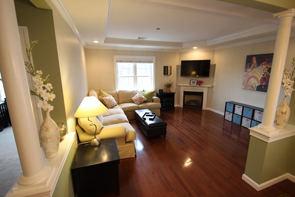 210 Chickering Road, Unit 301 North Andover, MA 01845 - Photo 4 of 12 Gallery Image 4
