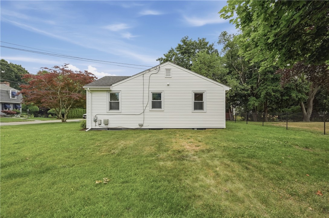 76 Beverly Road East Providence, RI 02915 - Photo 43 of 45