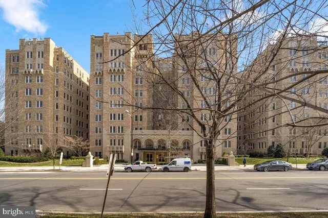 $2,000,000 | 2101 Connecticut Avenue Northwest, Unit 6, Washington, DC 20009