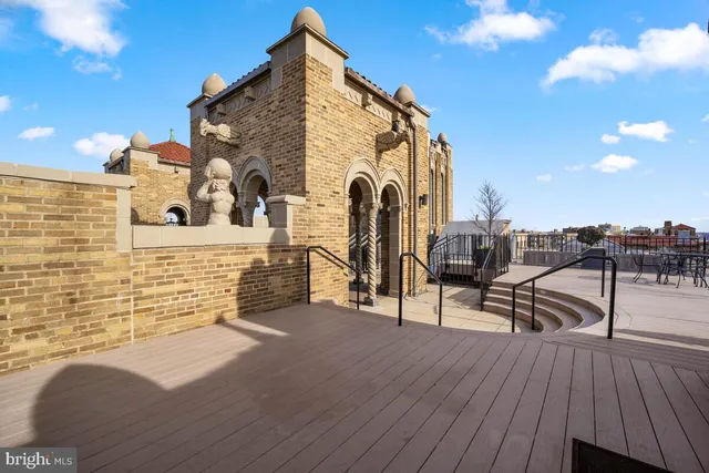 $2,000,000 | 2101 Connecticut Avenue Northwest, Unit 6, Washington, DC 20009