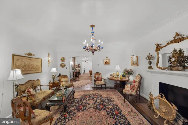 $2,000,000 | 2101 Connecticut Avenue Northwest, Unit 6, Washington, DC 20009