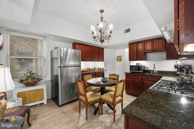 $2,000,000 | 2101 Connecticut Avenue Northwest, Unit 6, Washington, DC 20009