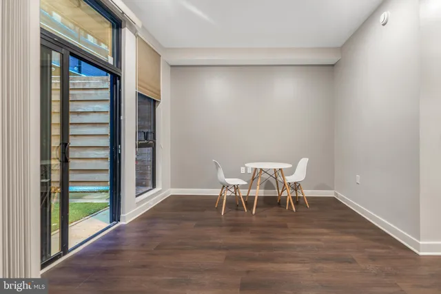 $275,000 | 1320 Fenwick Lane, Unit 7, Silver Spring, MD 20910