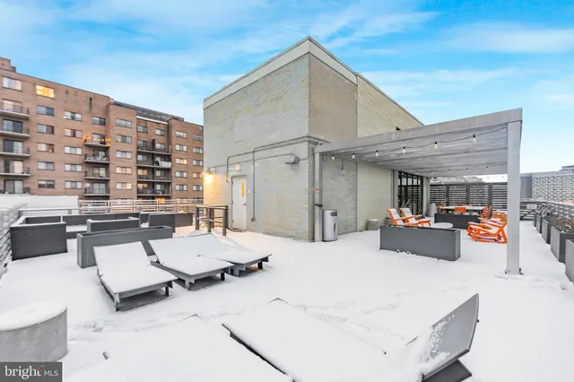 $275,000 | 1320 Fenwick Lane, Unit 7, Silver Spring, MD 20910