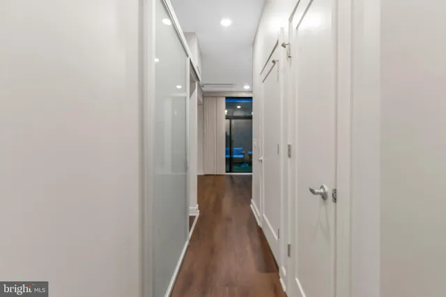 $275,000 | 1320 Fenwick Lane, Unit 7, Silver Spring, MD 20910