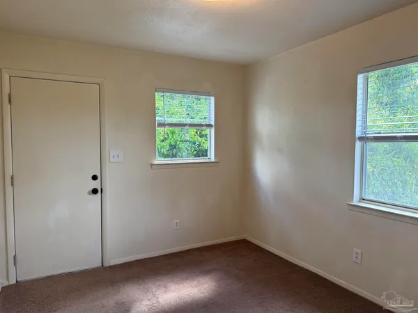 $1,150 | 1416 North 6th Avenue, Pensacola, FL 32503