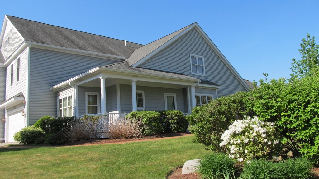 52 Hummock Way, Unit 52 Hudson, MA 01749 - Photo 2 of 31