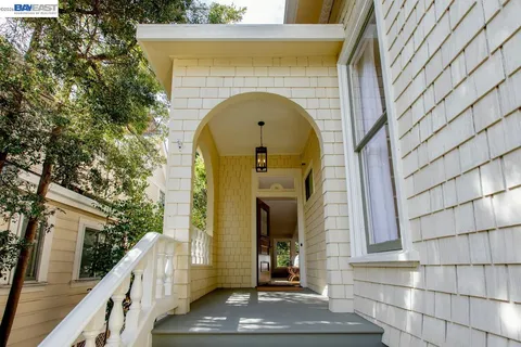 $2,495,000 | 1003 Morton Street, Alameda, CA 94501