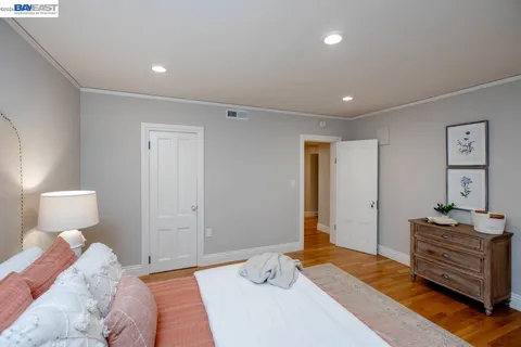 $2,495,000 | 1003 Morton Street, Alameda, CA 94501