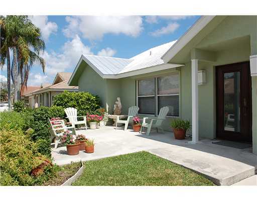 345 Sandalwood Lane Boca Raton, FL 33487 - Photo 2 of 17 Additional Photo