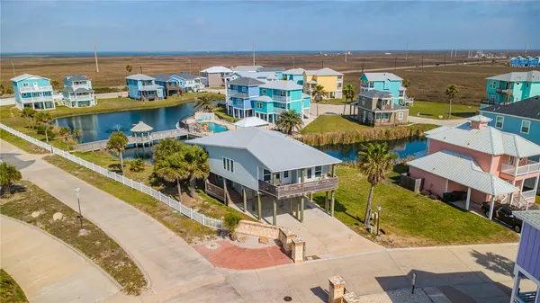 $850,000 | 162 La Concha Boulevard, Unit 41, Port Aransas, TX 78373