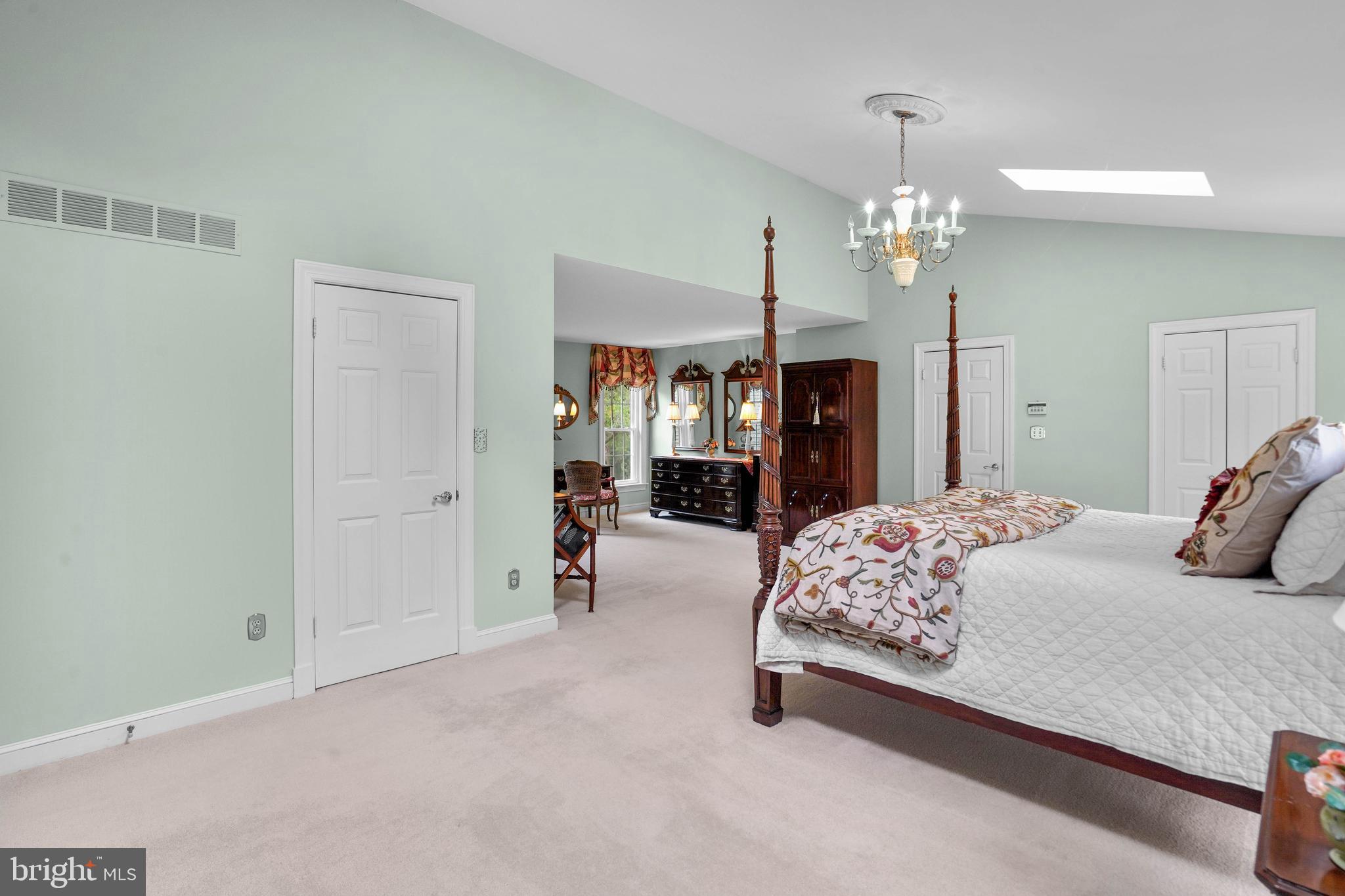 1220 Buckingham Road Arnold, MD 21012 - Photo 19 of 42 Dual walk-in closets