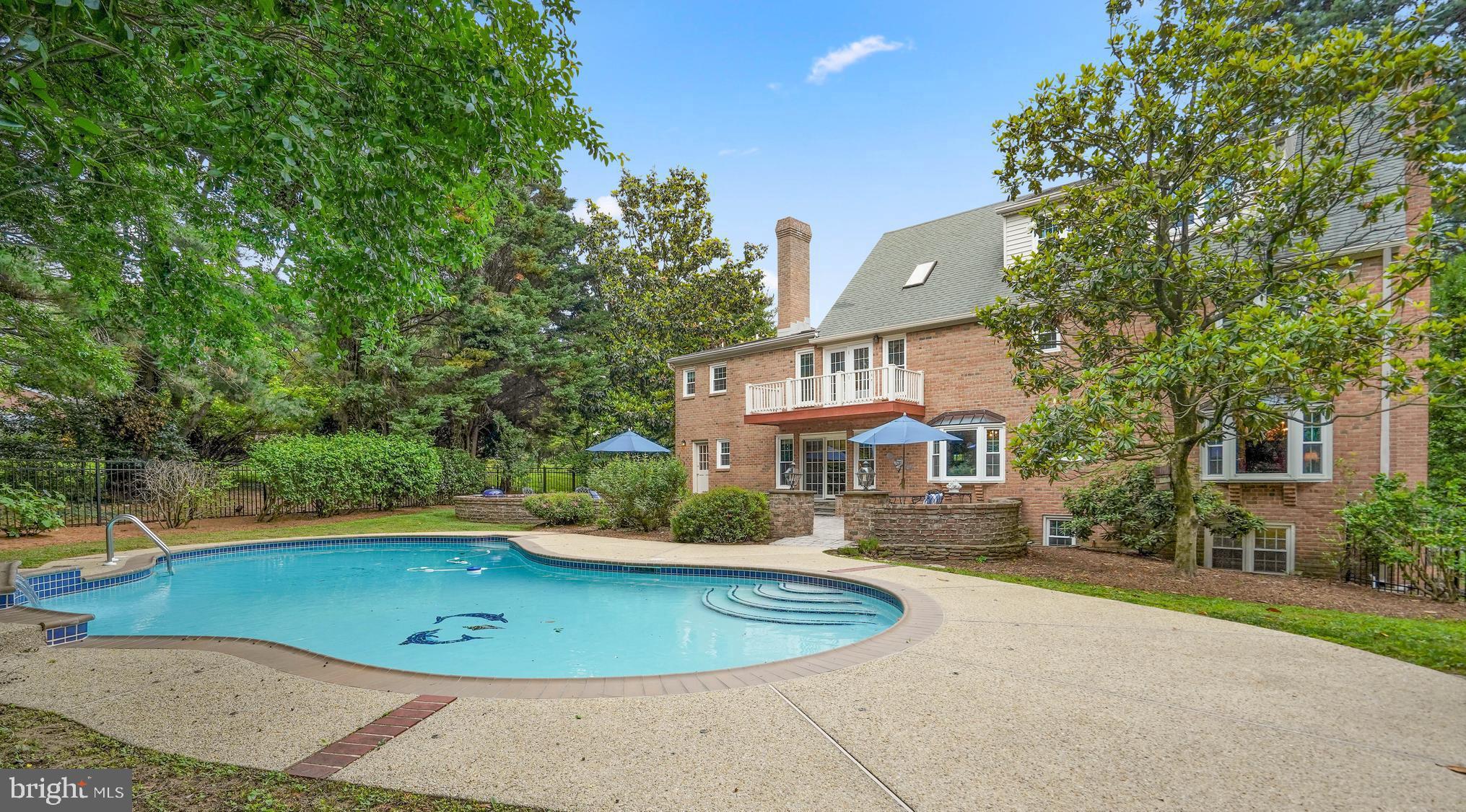 1220 Buckingham Road Arnold, MD 21012 - Photo 22 of 42 Balcony from below