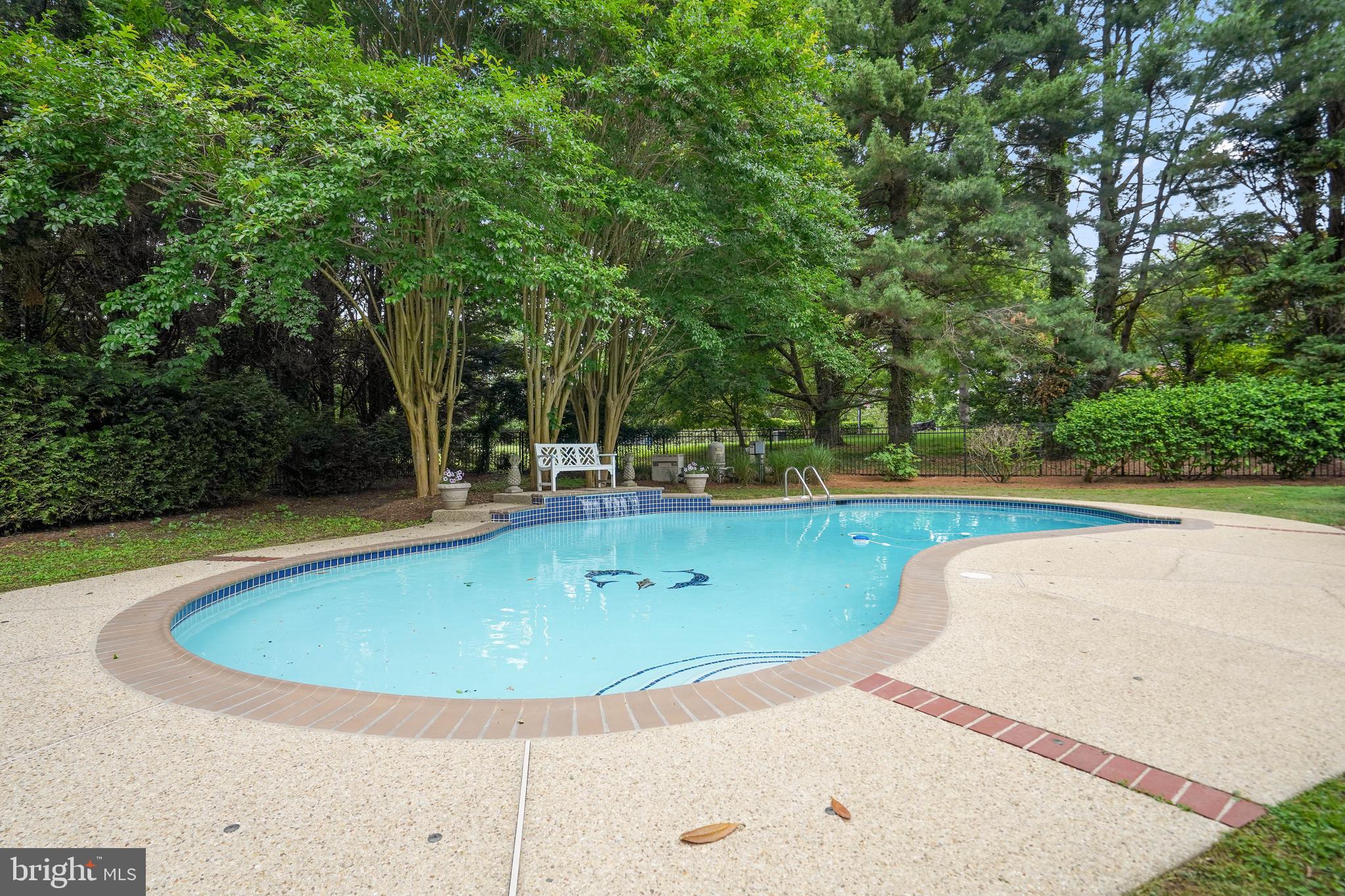 1220 Buckingham Road Arnold, MD 21012 - Photo 32 of 42 Custom pool