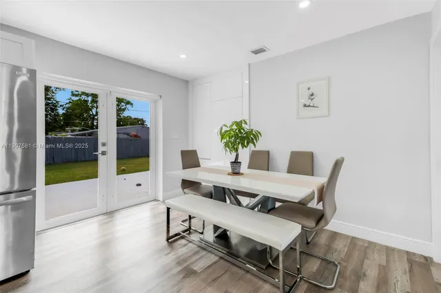 $520,000 | 330 North 70th Avenue, Hollywood, FL 33024