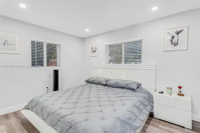 $520,000 | 330 North 70th Avenue, Hollywood, FL 33024