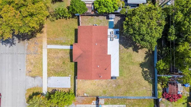 $520,000 | 330 North 70th Avenue, Hollywood, FL 33024