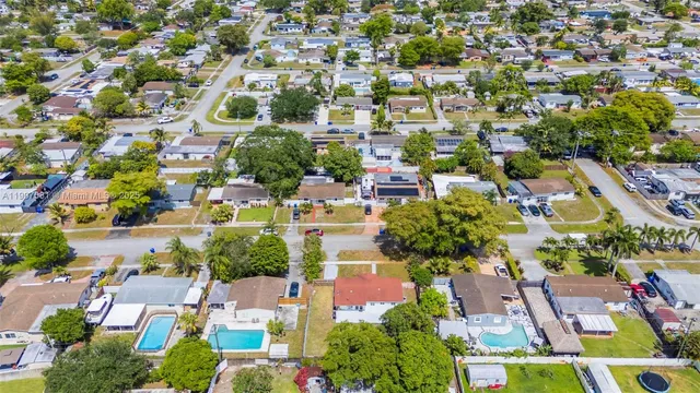 $520,000 | 330 North 70th Avenue, Hollywood, FL 33024