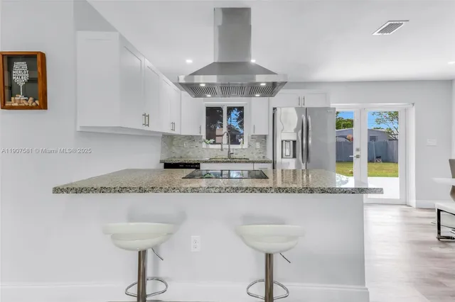 $520,000 | 330 North 70th Avenue, Hollywood, FL 33024