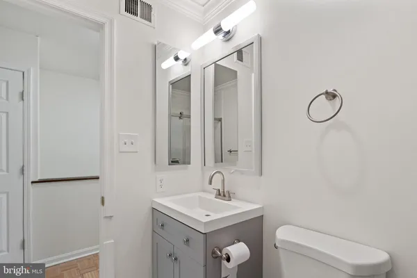 $3,600 | 5412 Wycklow Court, Alexandria, VA 22304