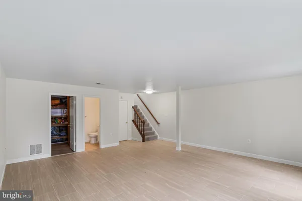 $3,600 | 5412 Wycklow Court, Alexandria, VA 22304