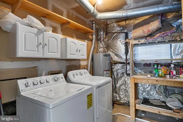 $3,600 | 5412 Wycklow Court, Alexandria, VA 22304